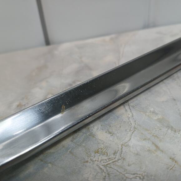 Vintage Stainless Finely Serrated Unique 2 Point Butter or Tomato Knife Unmarked - Picture 6 of 10